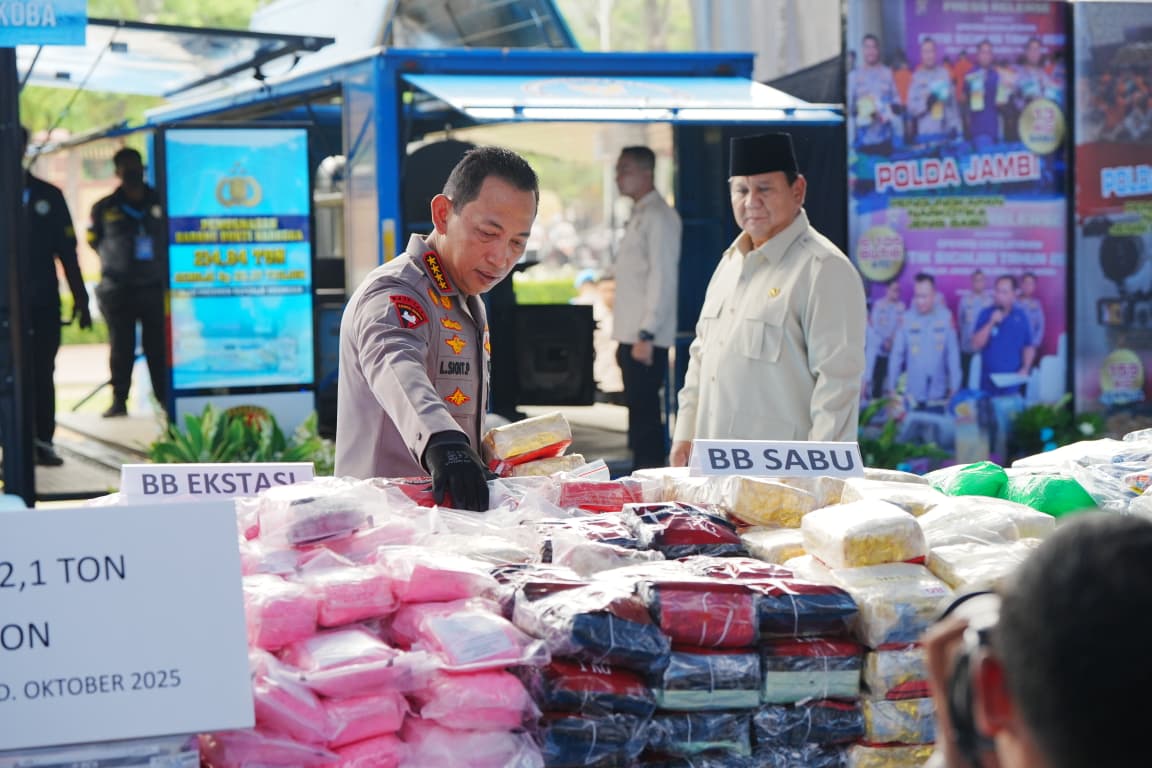 Presiden Prabowo Subianto Apresiasi Upaya Polri Cegah Peredaran Narkoba di RI